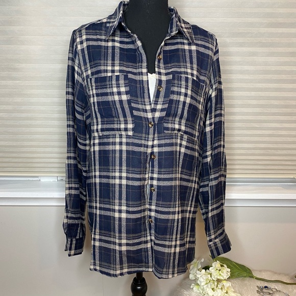 Plaid Boyfriend Shirt, S,M - Picture 4 of 8